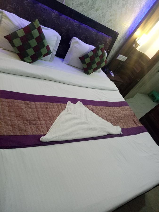 Hotel Perfect Palace New Delhi Extérieur photo