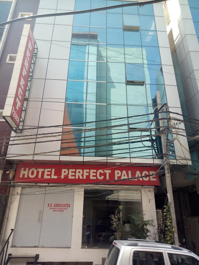 Hotel Perfect Palace New Delhi Extérieur photo