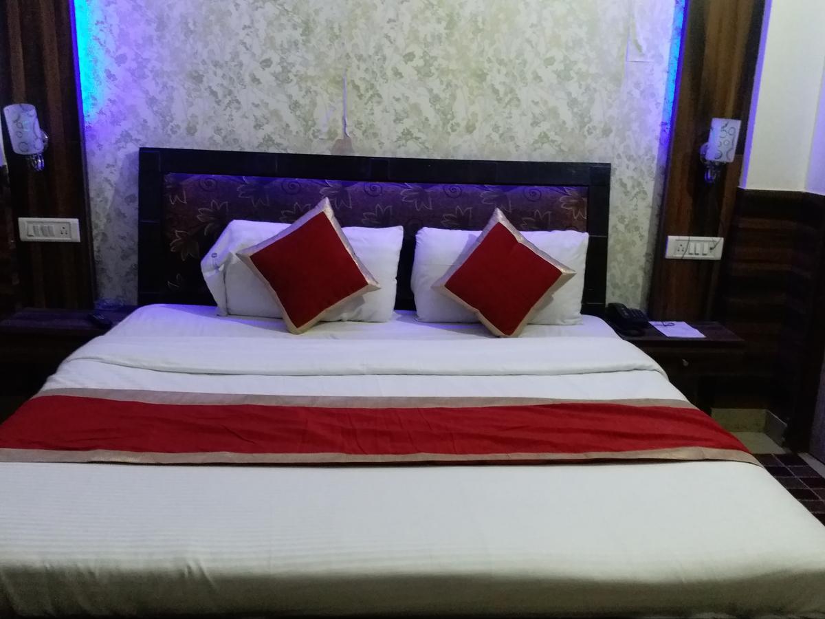 Hotel Perfect Palace New Delhi Extérieur photo